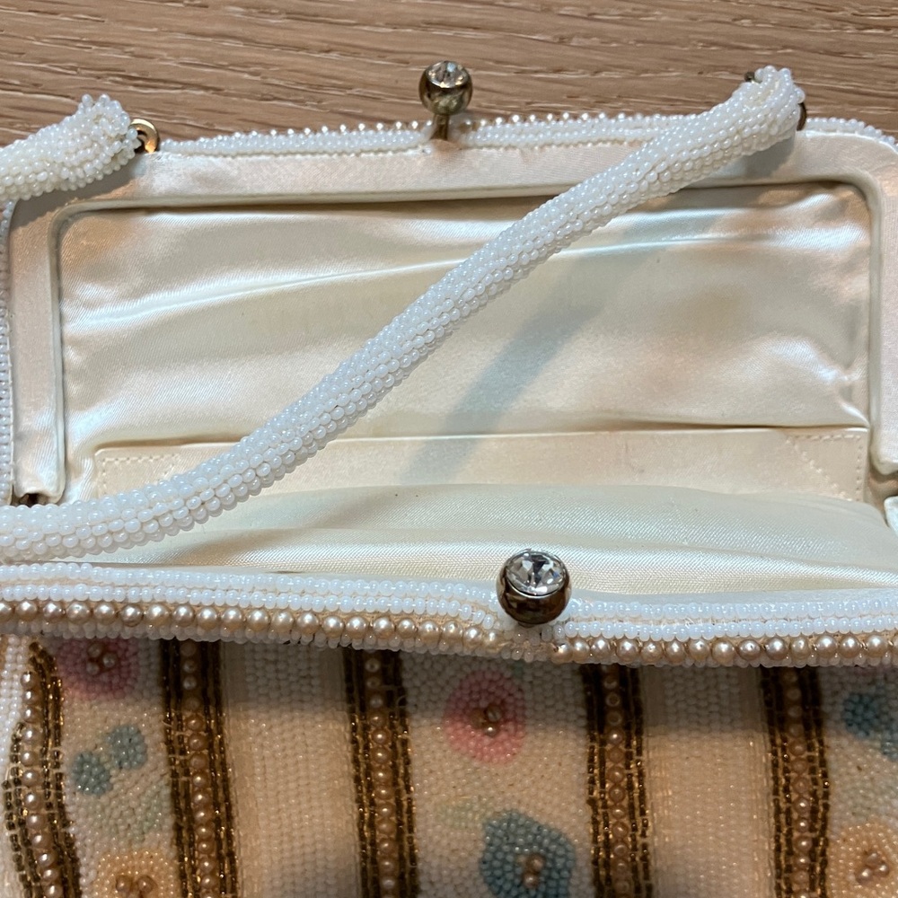Vintage 50’s Josef Japan hand beaded Elegant Floral Handbag - Picture 3 of 8